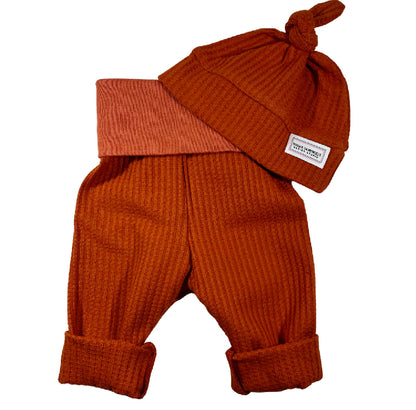 Rust Waffle Knit Infant Lounge Set Pants & Top Knot Hat